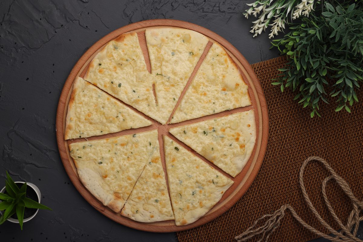 Wood-Fired Garlic Cheese Bread With Herbs
